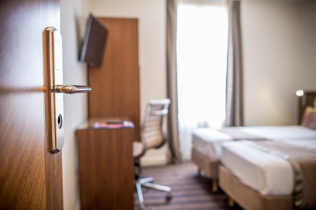 Art Hotel Batignolles Παρίσι Εξωτερικό φωτογραφία
